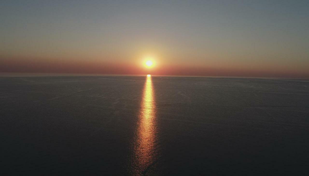 Villa Le Soleil Bleu Wifi Clim Le Barcarès Esterno foto
